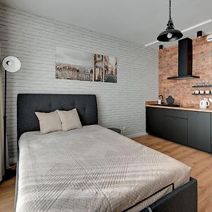 Studio met een King Size Bed